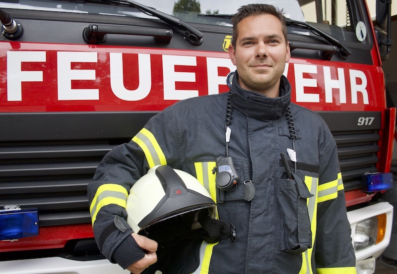 Feuerwehrmann Mike Bücksler: „Ein gutes Gefühl, Menschen in Not helfen zu können“